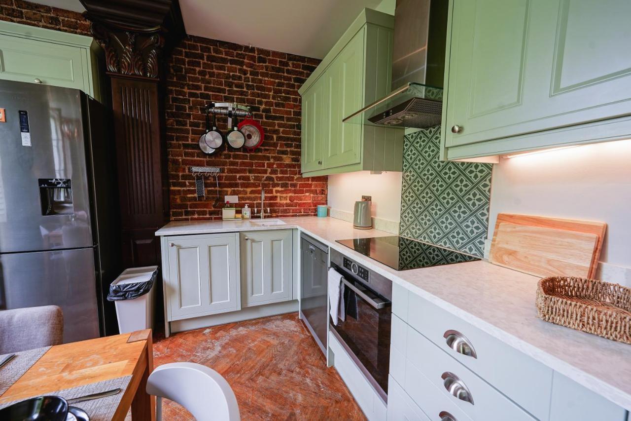 Classic Paddington 2-Bedroom Apartment London Eksteriør bilde